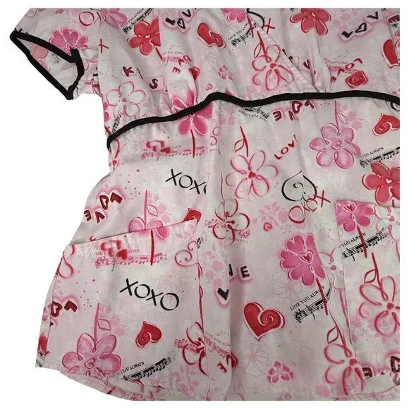 SB Valentines Day Heart Print Scrub Top Womens Size Medium Short Sleeve Pink - Picture 3 of 7